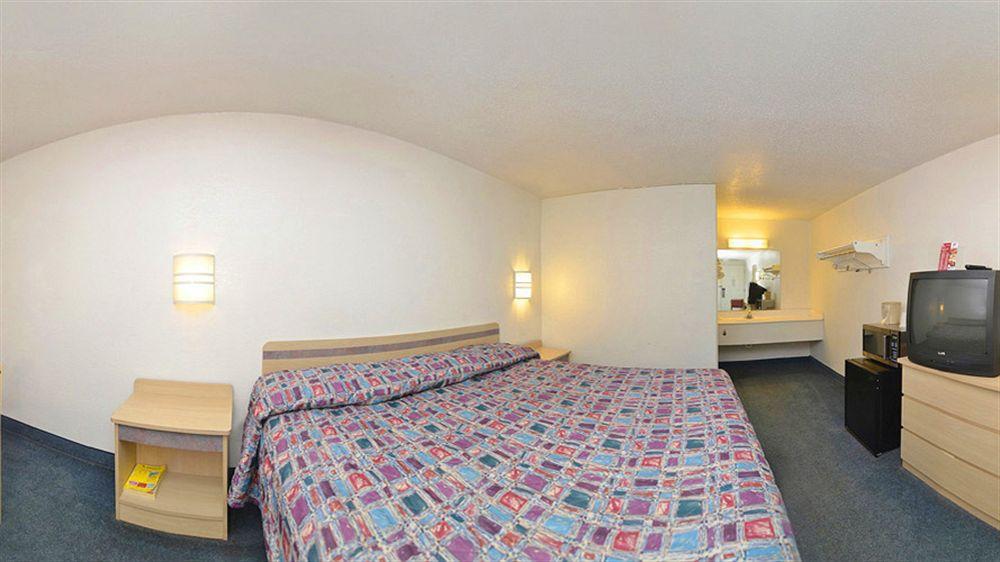 Mentor Home Inn And Suites Værelse billede