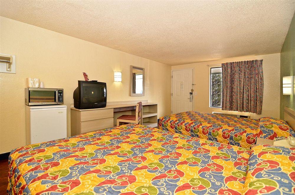 Mentor Home Inn And Suites Værelse billede