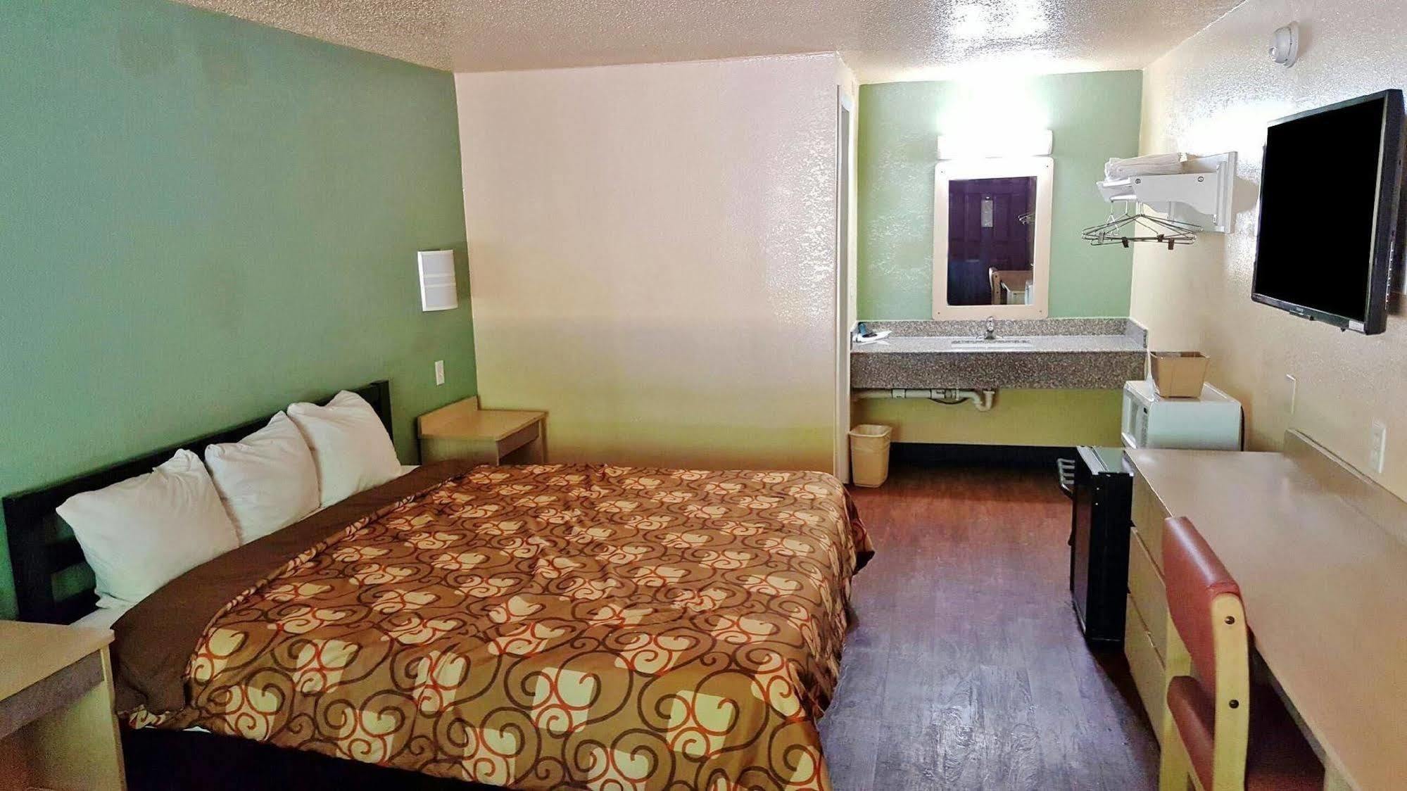Mentor Home Inn And Suites Eksteriør billede